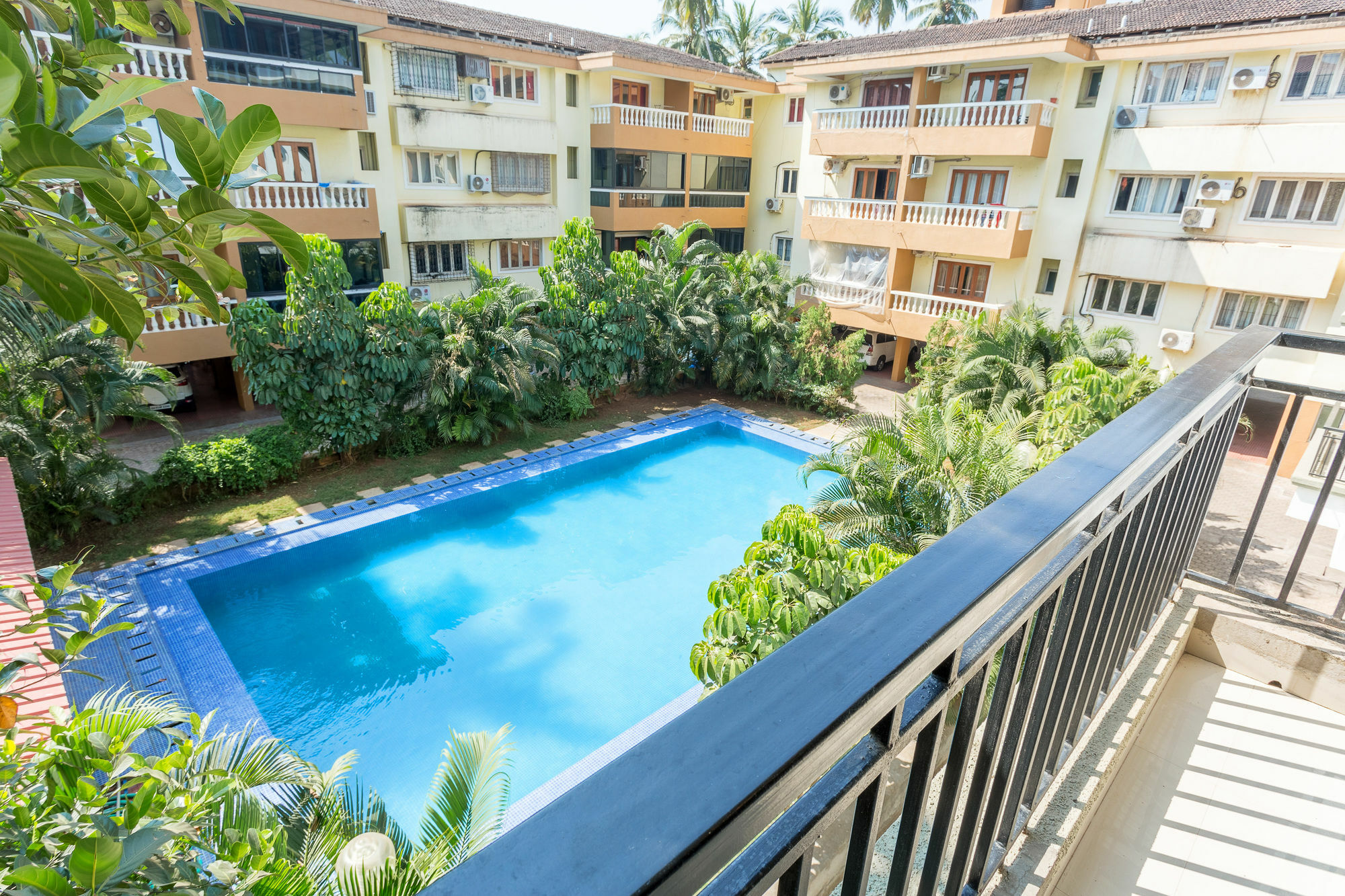 Treebo Trend Zeebo Suites Arpora Exterior foto